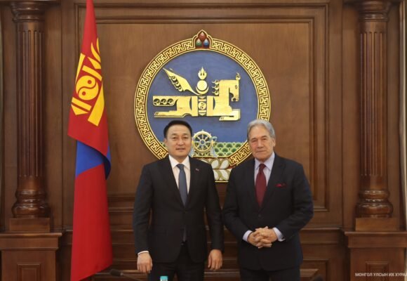 УИХ-ын дарга Д.Амарбаясгаланд Шинэ Зеланд Улсын Шадар сайд, Гадаад хэргийн сайд Уинстон Питерс бараалхав