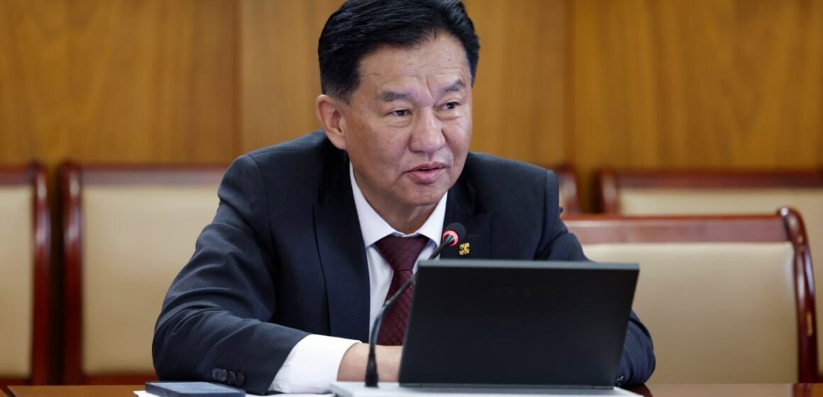 Төсвийн байнгын хорооны дарга Ц.Даваасүрэн ОУВС-ийн ажлын хэсгийг хүлээн авч уулзлаа