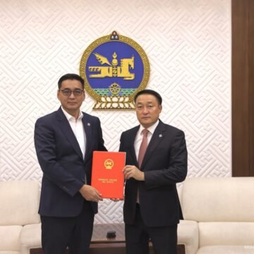 Улс төрийн намын тухай хуульд өөрчлөлт оруулах тухай хуулийн төслийг өргөн барилаа