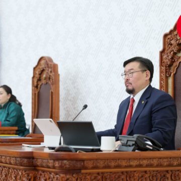 Ерөнхий сайд Г.Занданшатар: Би хулгайтай эвлэрэх гэж, хулгайтай хамт унах гэж тэмцээгүй