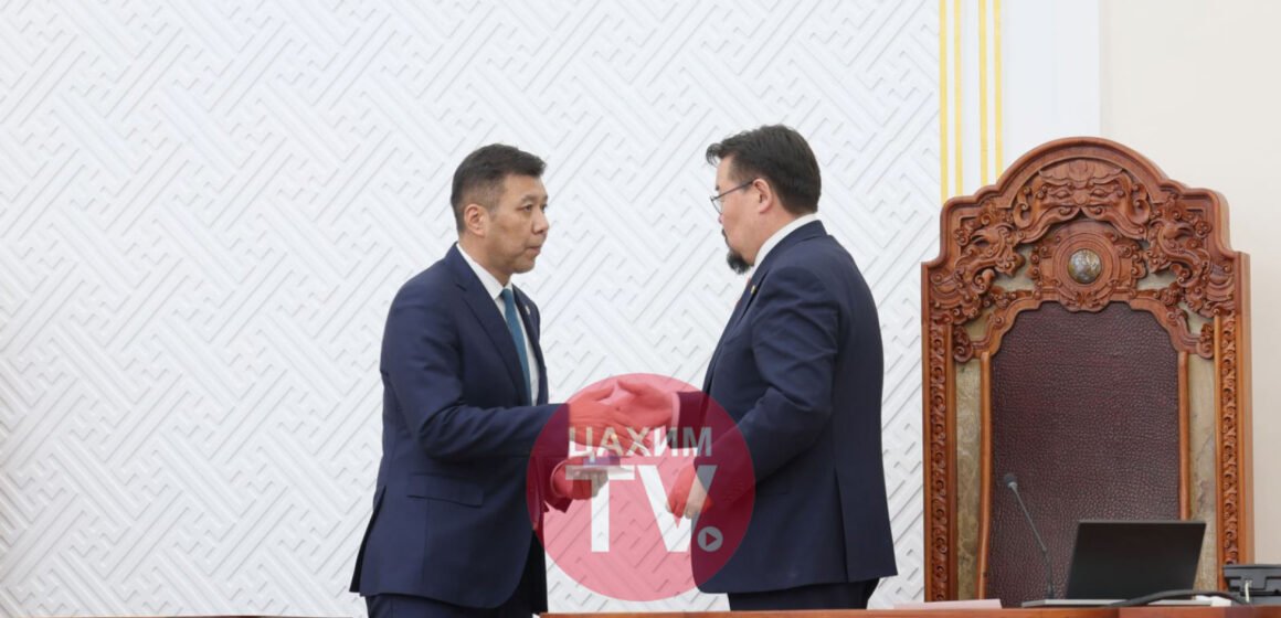 УИХ-ын гишүүн Б.Энхбаярыг Засгийн газрын гишүүн-Хууль зүй, дотоод хэргийн сайдаар томиллоо