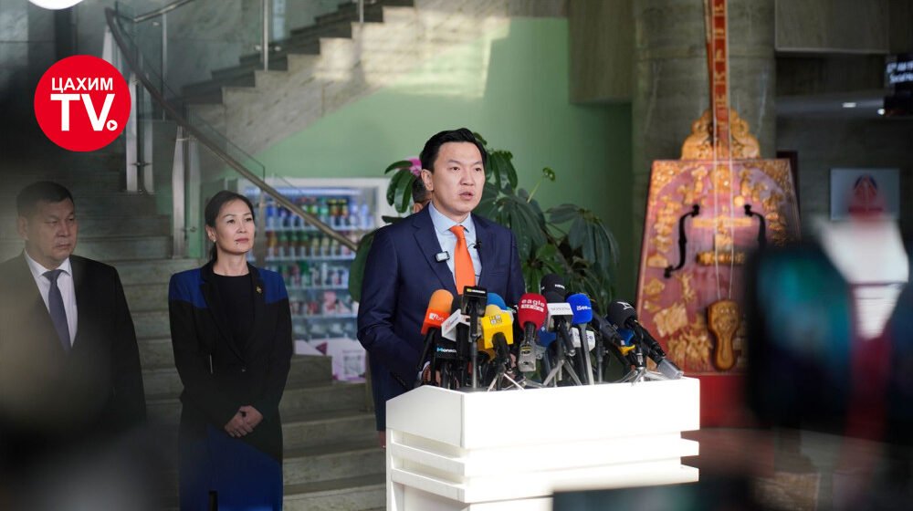 Н.Учрал: Намын даргад өрсөлдөхдөө дэвшүүлсэн мөрийн хөтөлбөрөө чандлан хэрэгжүүлнэ.