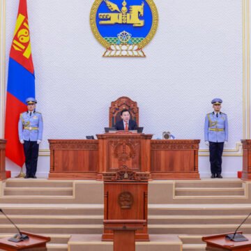 УИХ-ын дарга Н.Учрал: Үндсэн хуулиа дээдлэн сахих, эрх, үүргийн нэгдлийг хангах, тэгш эрх, шударга ёс энэ танхимаас эхэлж байх ёстой