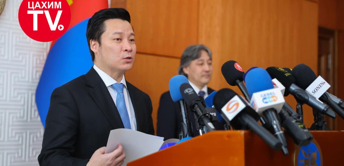 Академич Содовсүрэнгийн Нарангэрэлд “Чингис хаан” тэргүүн зэргийн одон хүртээнэ