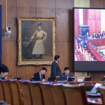 ТББХ: Улсын дунд хугацааны хөгжлийн бодлого, төлөвлөлтийн баримт бичгийн төслийн анхны хэлэлцүүлгийг хийлээ.