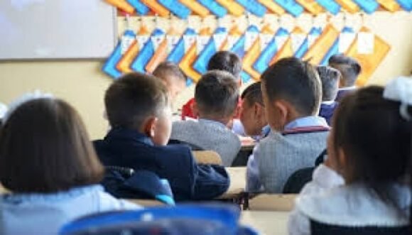 Сурагчдын улирлын амралтын хуваарь