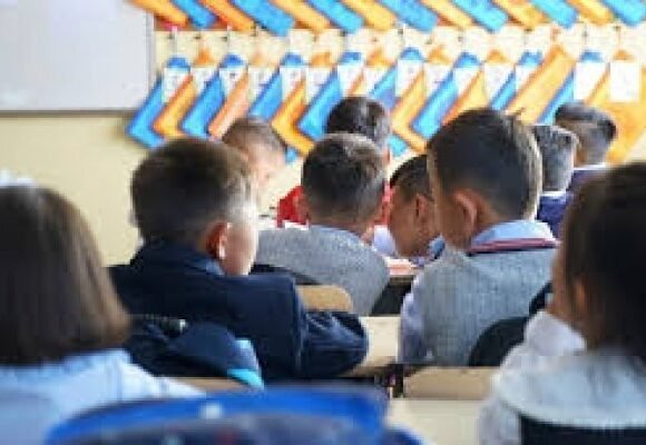 Сурагчдын улирлын амралтын хуваарь