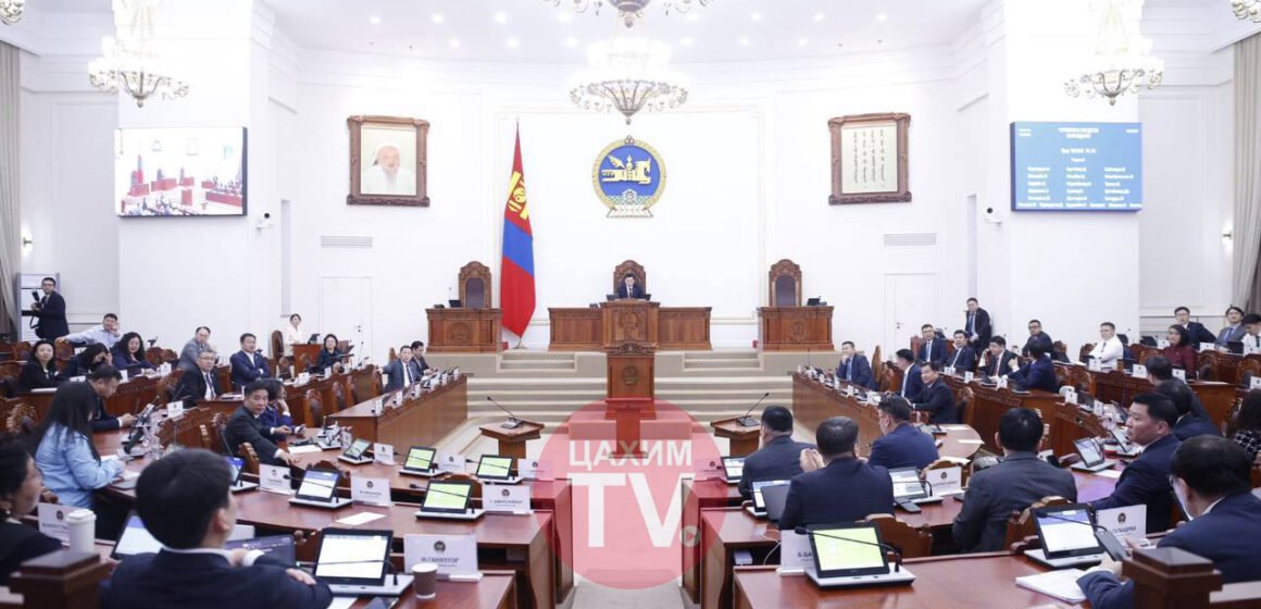 Сонгуулийн ерөнхий хорооны дарга, гишүүнээс чөлөөлөх тухай асуудлыг хэлэлцлээ.