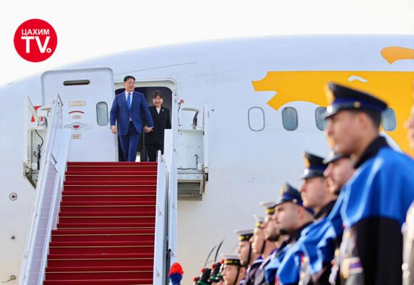 Ерөнхийлөгч У.Хүрэлсүх төрийн айлчлал хийхээр Бүгд Найрамдах Итали Улсад хүрэлцэн ирлээ