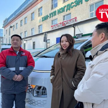 Хан-Уул дүүргийн Нэгдсэн эмнэлэгт түргэн тусламжийн машин гардуулан өглөө