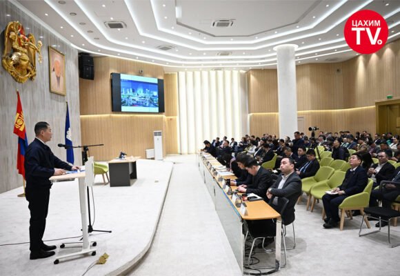 Улаанбаатар хотод хэрэгжиж буй 16 мега төслийн явцын талаар хэлэлцэв