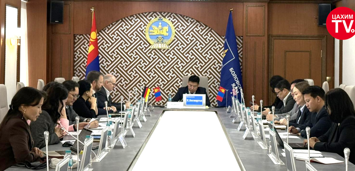 123 Монгол Улсын техникийн болон мэргэжлийн боловсрол, сургалтын салбарын шинэчлэлийг дэмжих “Түншлэлд суурилсан техникийн болон мэргэжлийн боловсрол, сургалт II” төслийн Удирдах хорооны ээлжит хурал өнөөдөр боллоо