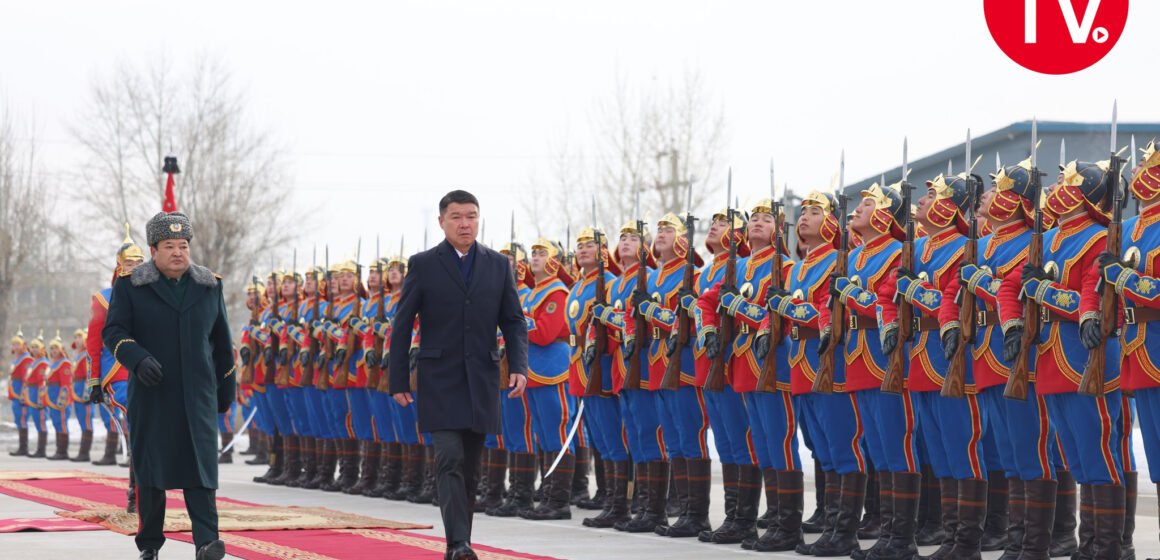 БҮТЭЭН БАЙГУУЛАЛТЫН АЖИЛД ОРОЛЦСОН АЛБА ХААГЧДАД ОЛГОХ ТОМИЛОЛТЫН ЗАРДЛЫГ НЭМЭГДҮҮЛЭХ ЧИГЛЭЛД АЖИЛЛАНА