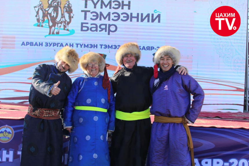 “Түмэн тэмээний баяр”-ыг гадаадын 200 гаруй  жуулчид үзэж байна