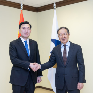 Монгол Улсын Их Хурлын дарга Н.Учрал Евразийн эдийн засгийн комиссын Сайд нарын зөвлөлийн дарга Б.А.Сагинтаевтай уулзав