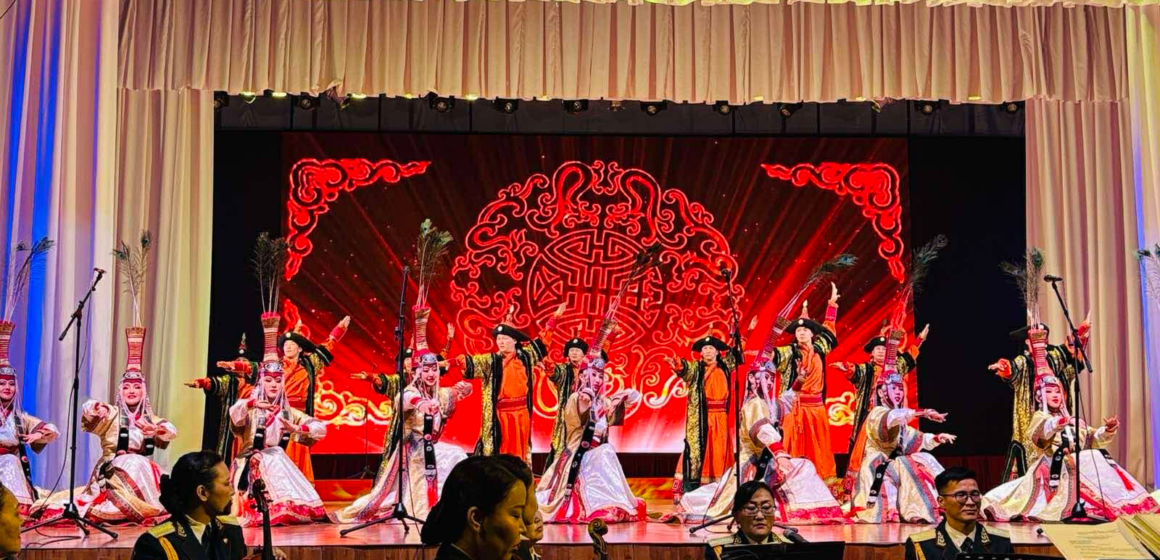 ЦЭРГИЙН ДУУ БҮЖГИЙН ЭРДМИЙН ЧУУЛГЫНХАН ӨМНИЙН ЦЭНХЭР ГОВЬД ТОГЛОЛТОО ТОЛИЛУУЛАА