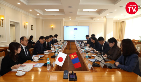 МОНГОЛ-ЯПОНЫ САНХҮҮГИЙН ЗӨВЛӨЛДӨХ ХОЁРДУГААР УУЛЗАЛТ БОЛЛОО.