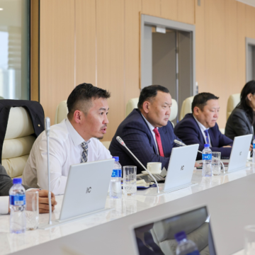 АМНАТ-ӨӨС ОРОН НУТГИЙН ХӨГЖЛИЙН НЭГДСЭН САНД ХУВААРИЛАХ ХЭМЖЭЭГ НЭМЭГДҮҮЛЭХ ТАЛААР ЭДИЙН ЗАСГИЙН ХӨГЖЛИЙН ЯАМТАЙ САНАЛ СОЛИЛЦЛОО