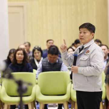 69898961e337fe7967a311ae Х.Нямбаатар: Нийслэлийн ерөнхий боловсролын сургуулийн сургалтын чанар, агуулгыг сайжруулах санал, санаачилгыг дэмжинэ