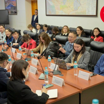 БАЯН-ӨЛГИЙ АЙМГИЙН ЭРҮҮЛ МЭНДИЙН САЛБАРЫН 130 БАЙГУУЛЛАГАД 1700 ГАРУЙ ЭМЧ, АЖИЛТАН АЖИЛЛАЖ БАЙНА