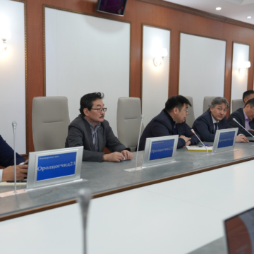 Түүхийн багш нарын улсын анхдугаар зөвөлгөөн болоо