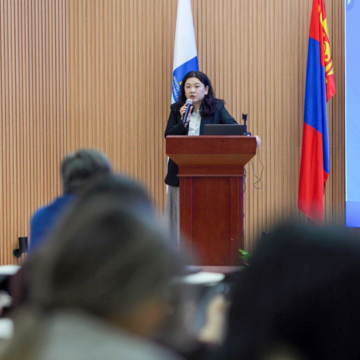 “ХЭВЛЭЛ МЭДЭЭЛЭЛ, ӨРГӨН НЭВТРҮҮЛЭГ, ЦАХИМ ОРЧНЫ ХҮҮХЭД ХАМГААЛАЛ” СЭДЭВТ УУЛЗАЛТ БОЛЛОО