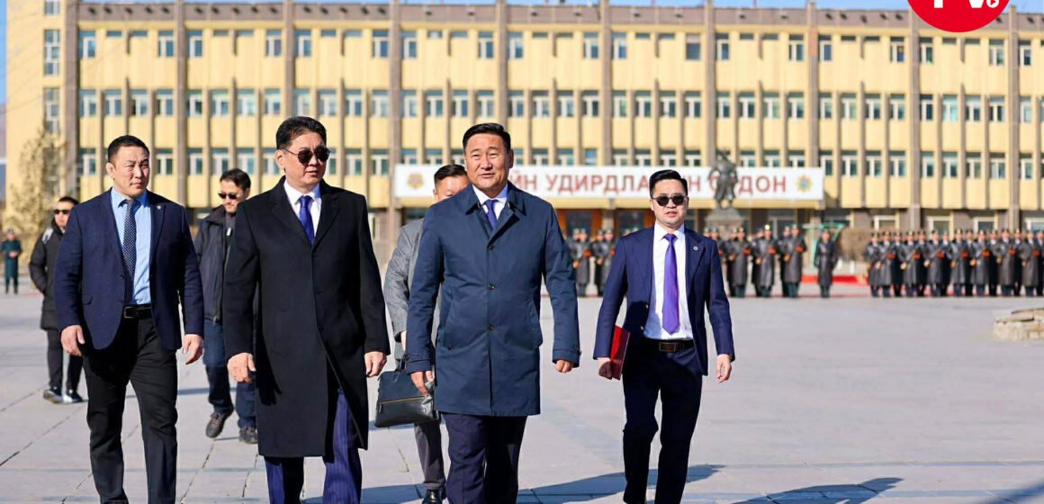 Монгол Улсын Ерөнхийлөгч У.Хүрэлсүх баруун бүсийн тулгуур төв Ховд аймгийн иргэдтэй уулзлаа