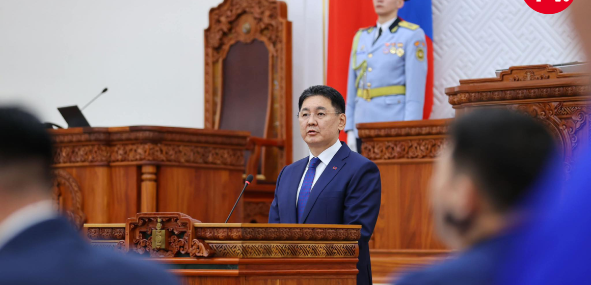 У.Хүрэлсүх: Ёс зүйгүй бол итгэл үгүй, итгэл үгүй бол засаглал үгүй. Итгэл алдарсан газар дархан эрх нь давуу эрх болон хувирдаг гэмтэй