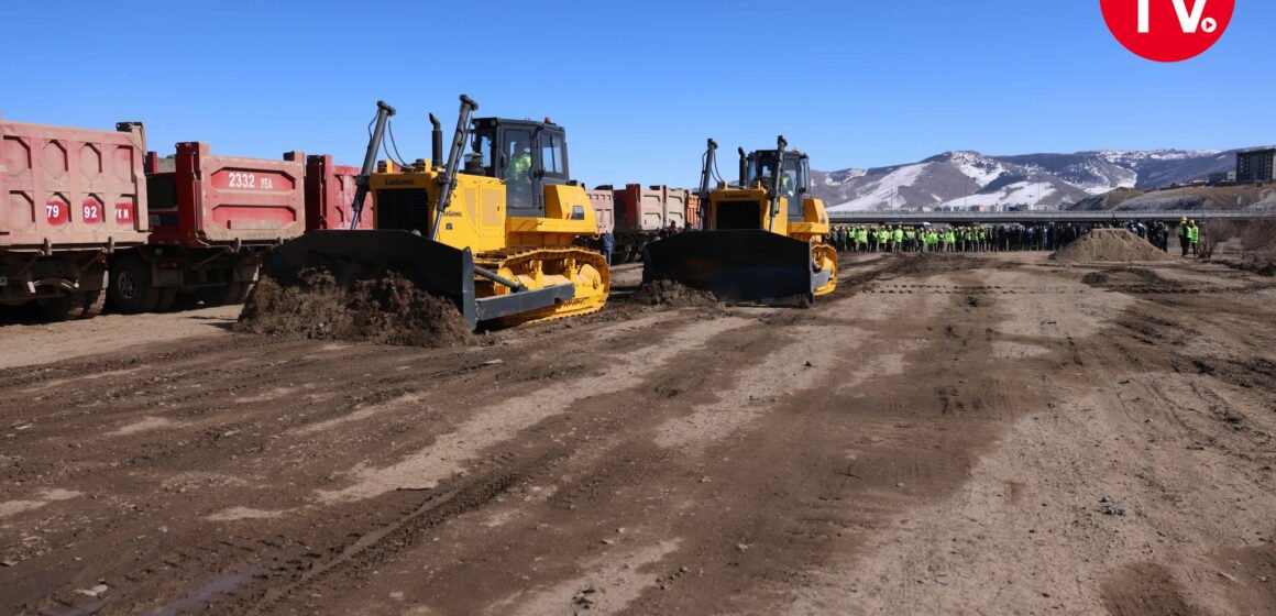 Б.Одбаяр: Туулын хурдны зам 18 см зузаан асфальтан үетэй, зургаан эгнээ, гүүрэн байгууламжтай, үерийн далантай цогц хурдны зам болно