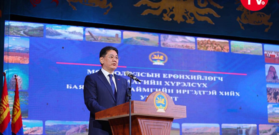 Монгол Улсын Ерөнхийлөгч У.Хүрэлсүх Баян-Өлгий аймагт ажиллаж байна