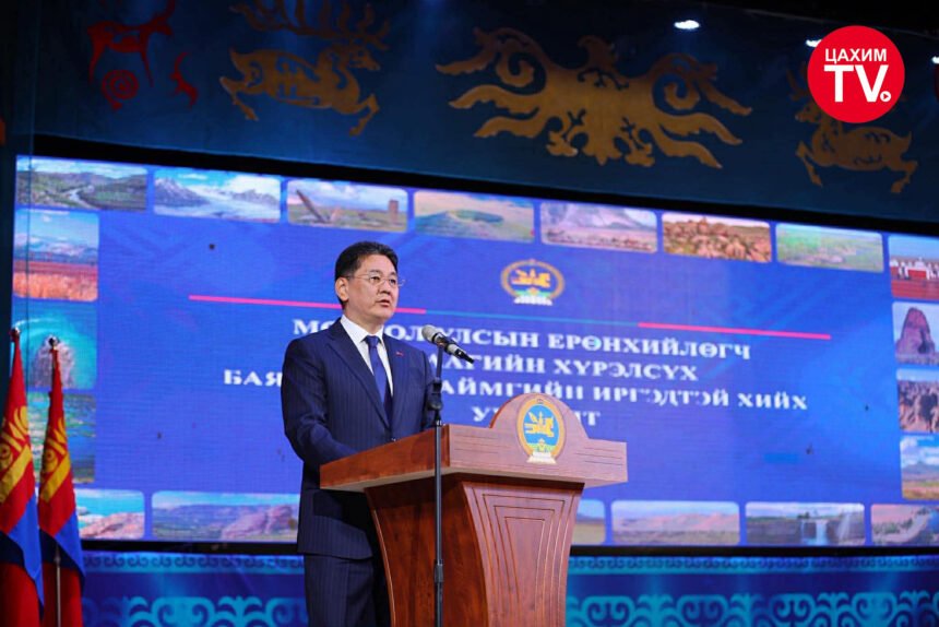 Монгол Улсын Ерөнхийлөгч У.Хүрэлсүх Баян-Өлгий аймагт ажиллаж байна
