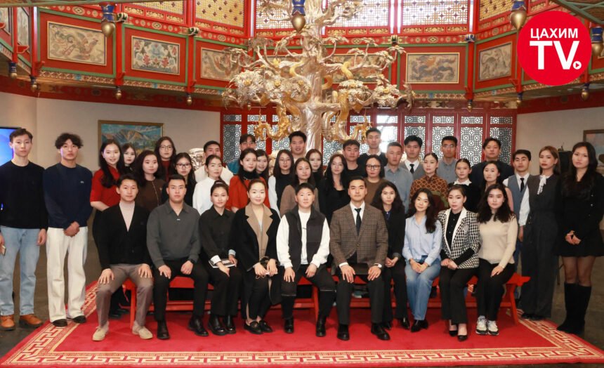 “НЭЭЛТТЭЙ ПАРЛАМЕНТ-2026” ХӨТӨЛБӨРИЙН ОЮУТАН ЗАЛУУС СОЁЛ, СПОРТ, АЯЛАЛ ЖУУЛЧЛАЛ, ЗАЛУУЧУУДЫН САЛБАРЫН БОДЛОГОТОЙ ТАНИЛЦЛАА