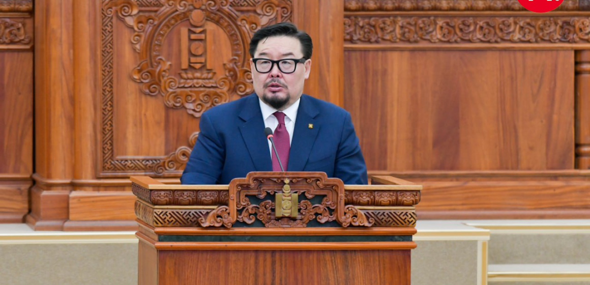 Монгол Улсын Ерөнхий сайд Г.Занданшатарыг өөрийнх нь хүсэлтээр үүрэгт ажлаас чөлөөллөө