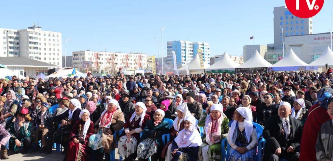 НАУРЫЗЫН БАЯРЫГ ТОХИОЛДУУЛАН ТӨВИЙН БҮСИЙН ИРГЭДЭД МЭНДЧИЛГЭЭ ДЭВШҮҮЛЛЭЭ