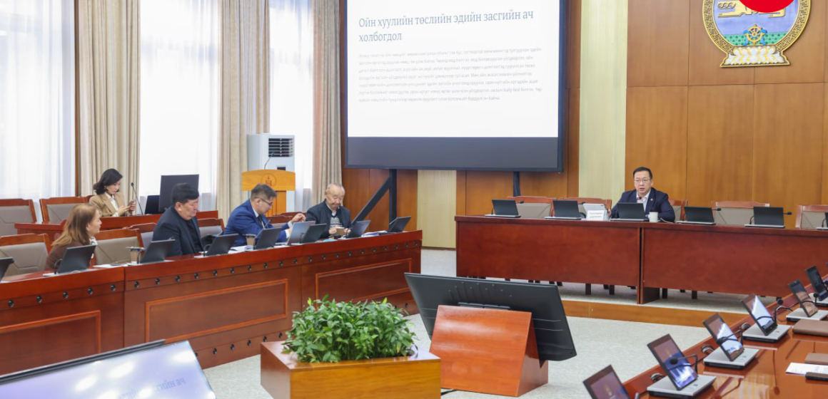 БОХХААБХ: Ойн чиглэлээр бизнес эрхлэгчид төрийн бодлого, шийдвэр тогтвортой, хууль тогтоомж уялдаатай байх чухал гэв