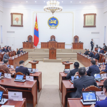 c11ed39f0cb543b18b8c854f66446560 Хэлэлцээр соёрхон батлах тухай хуулийн төслийг баталж, хууль тогтоолын төслүүдийг анхны хэлэлцүүлэгт шилжүүллээ