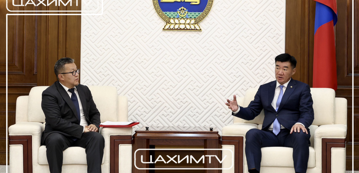 Монгол Улсын засаг захиргаа, нутаг дэвсгэрийн нэгж, түүний удирдлагын тухай хуульд нэмэлт оруулах тухай хуулийн төсөл өргөн мэдүүлэв