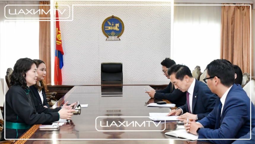 БНСУ-д олон жил ажиллаж, амьдарч байгаа монголчуудыг гэр бүлтэй нь уулзуулах асуудлыг хөндлөө