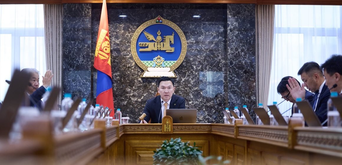 ЭКСПОРТЫН ОРЛОГО ӨСӨЖ, ГАДААД ВАЛЮТЫН УЛСЫН НӨӨЦ ТҮҮХЭН ДЭЭД ТҮВШИН БУЮУ 8.9 ТЭРБУМ АМ.ДОЛЛАРТ ХҮРЛЭЭ